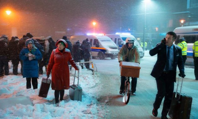 Heavy snow threatens to paralyze travel tonight as furious commuters and cautious officials battle over what truly counts as essential movement