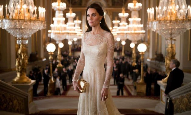 Kate Middleton, in a long dress embroidered with Chantilly lace, brought out her favorite accessory for the banquet with the American president
