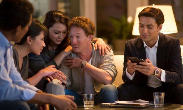 Psychology explains why we often feel far closer to people who share their vulnerability than to those who only share their success