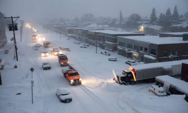 Winter storm warning issued as models show a staggering 72 inches of snow possible, raising alarms over infrastructure collapse and unprecedented travel shutdowns